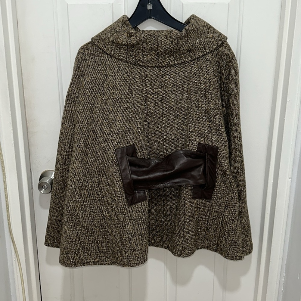 Mackage Tweed Cape - Picture 3 of 3